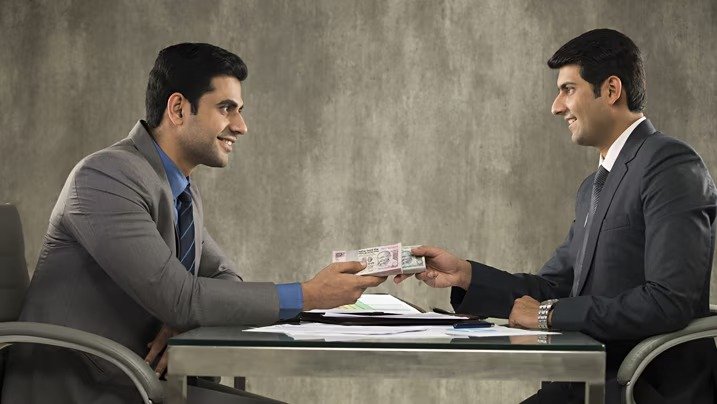 Benefits of keeping a Salary and Savings Account separate